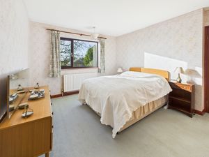 Bedroom- click for photo gallery